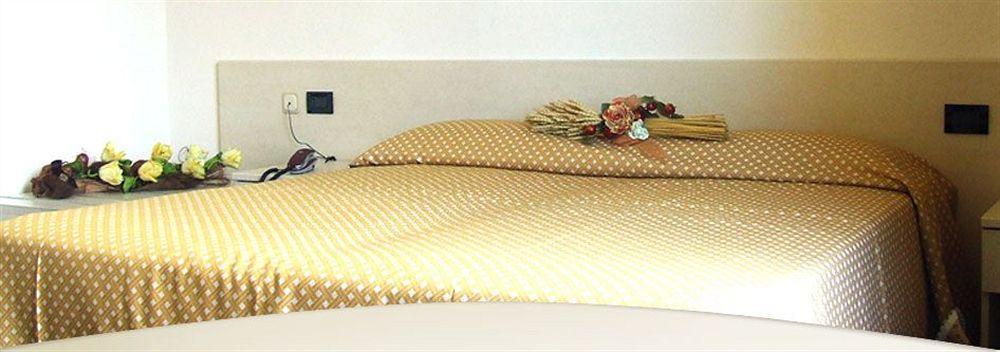 קאסקינה Hotel Santa Lucia מראה חיצוני תמונה