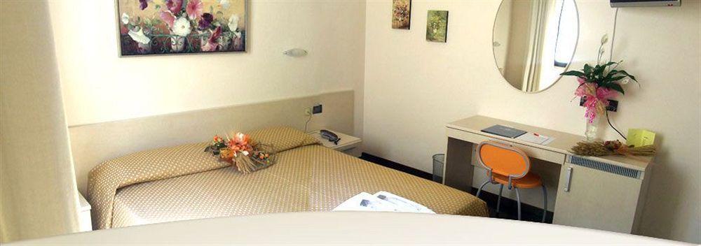 קאסקינה Hotel Santa Lucia מראה חיצוני תמונה